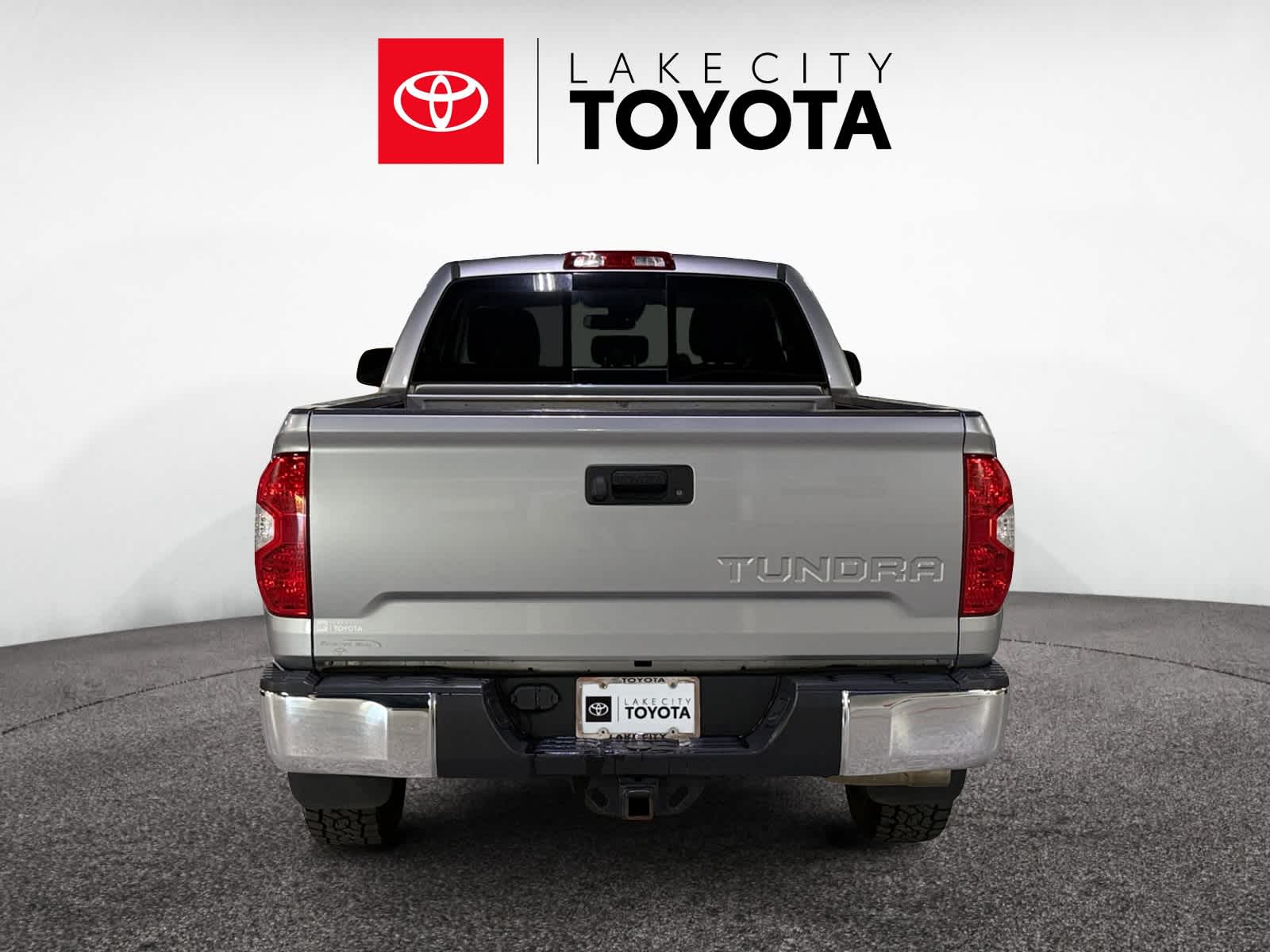 2018 Toyota Tundra SR5