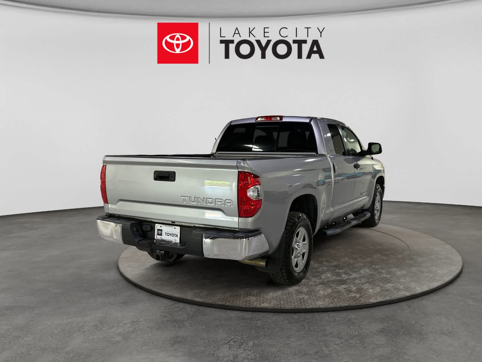 2018 Toyota Tundra SR5