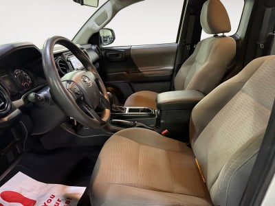 2017 Toyota Tacoma SR