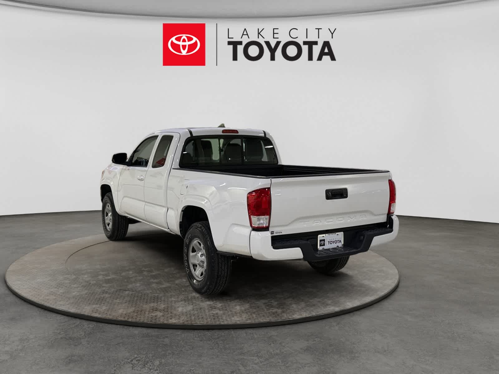 2017 Toyota Tacoma SR