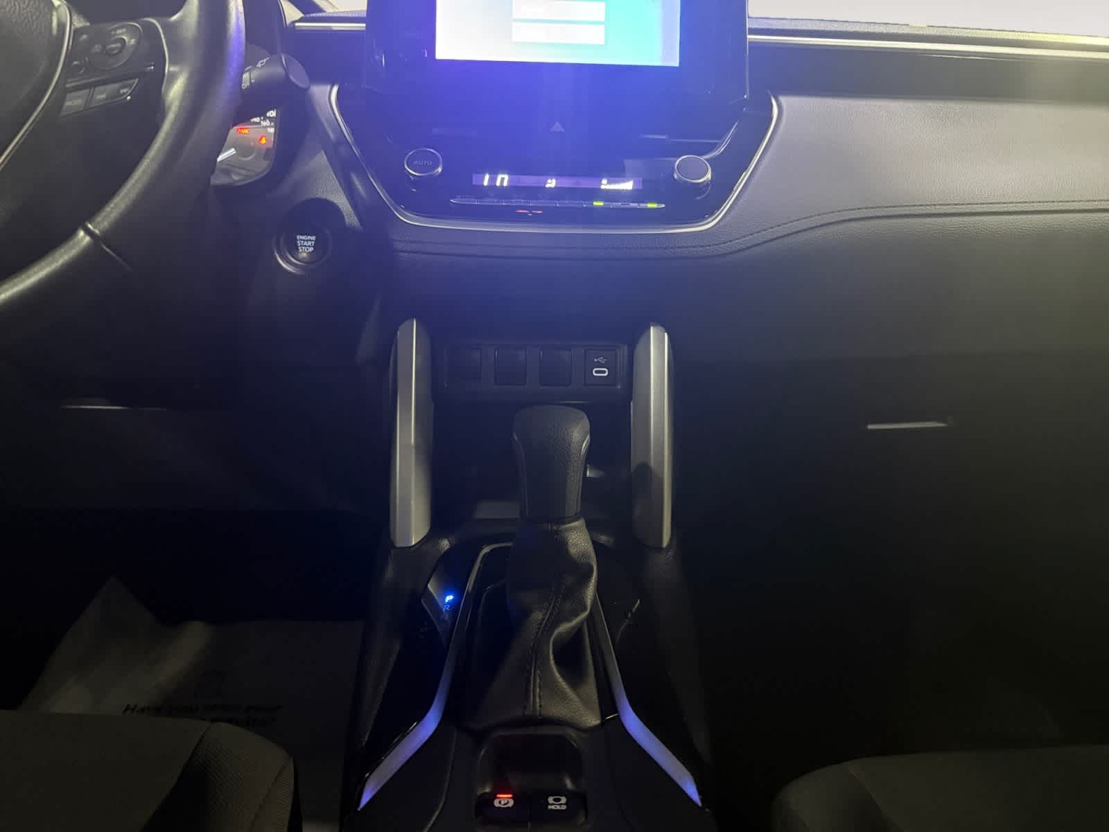 2025 Toyota Corolla Cross LE