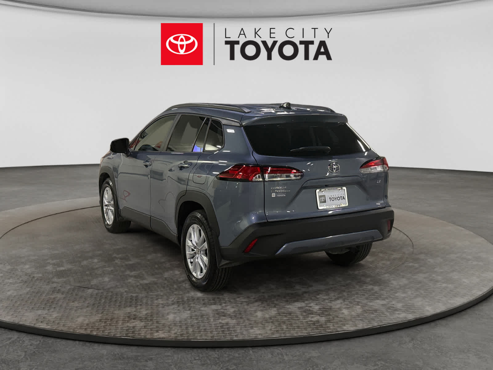 2025 Toyota Corolla Cross LE