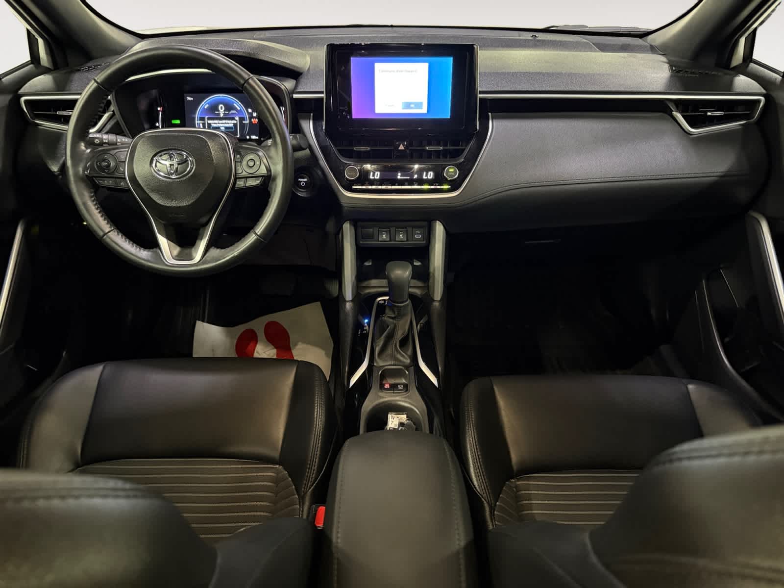 2024 Toyota Corolla Cross Hybrid XSE