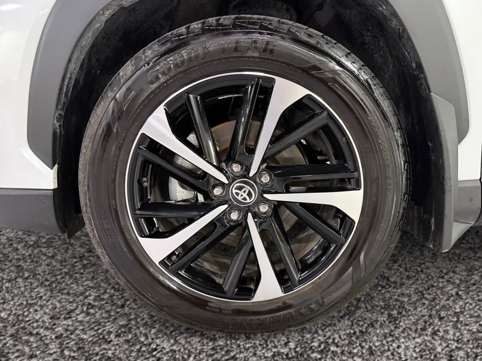 2024 Toyota Corolla Cross Hybrid XSE