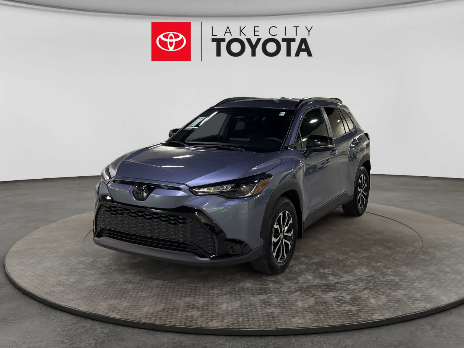 2025 Toyota Corolla Cross Hybrid SE