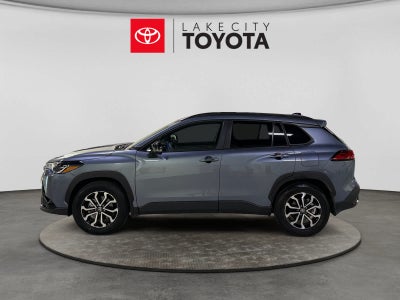 2025 Toyota Corolla Cross Hybrid SE