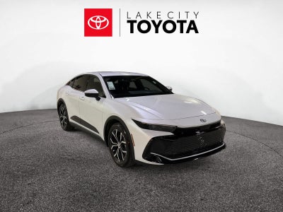 2025 Toyota Crown XLE