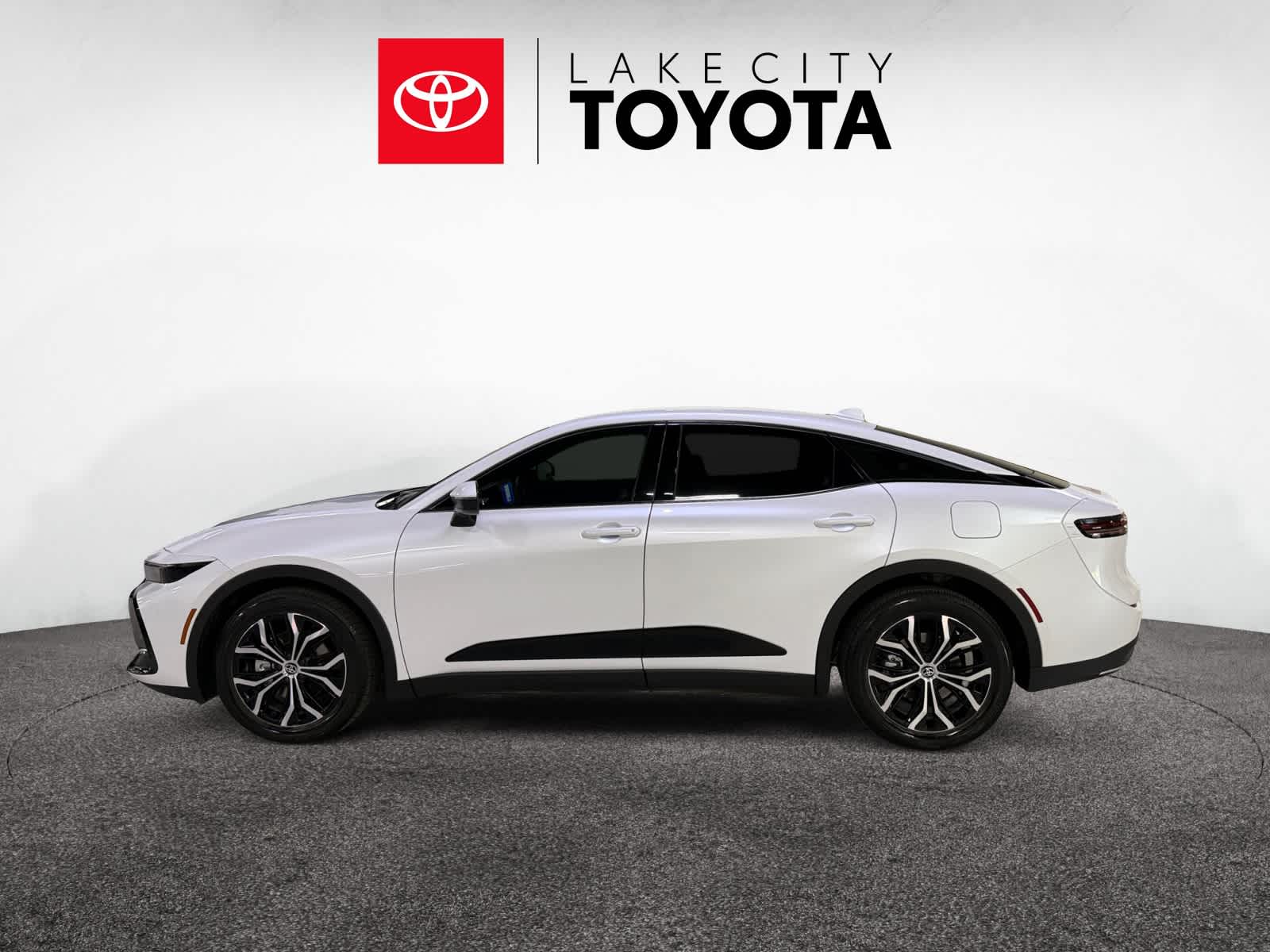 2025 Toyota Crown XLE