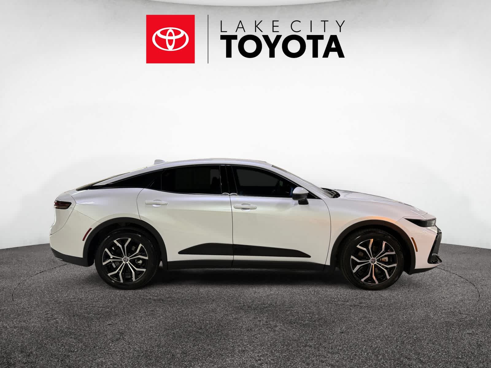 2025 Toyota Crown XLE