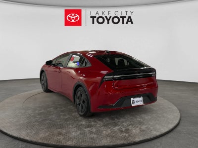2026 Toyota Prius Plug-In Hybrid SE