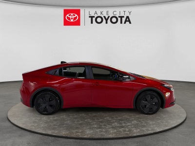 2026 Toyota Prius Plug-In Hybrid SE
