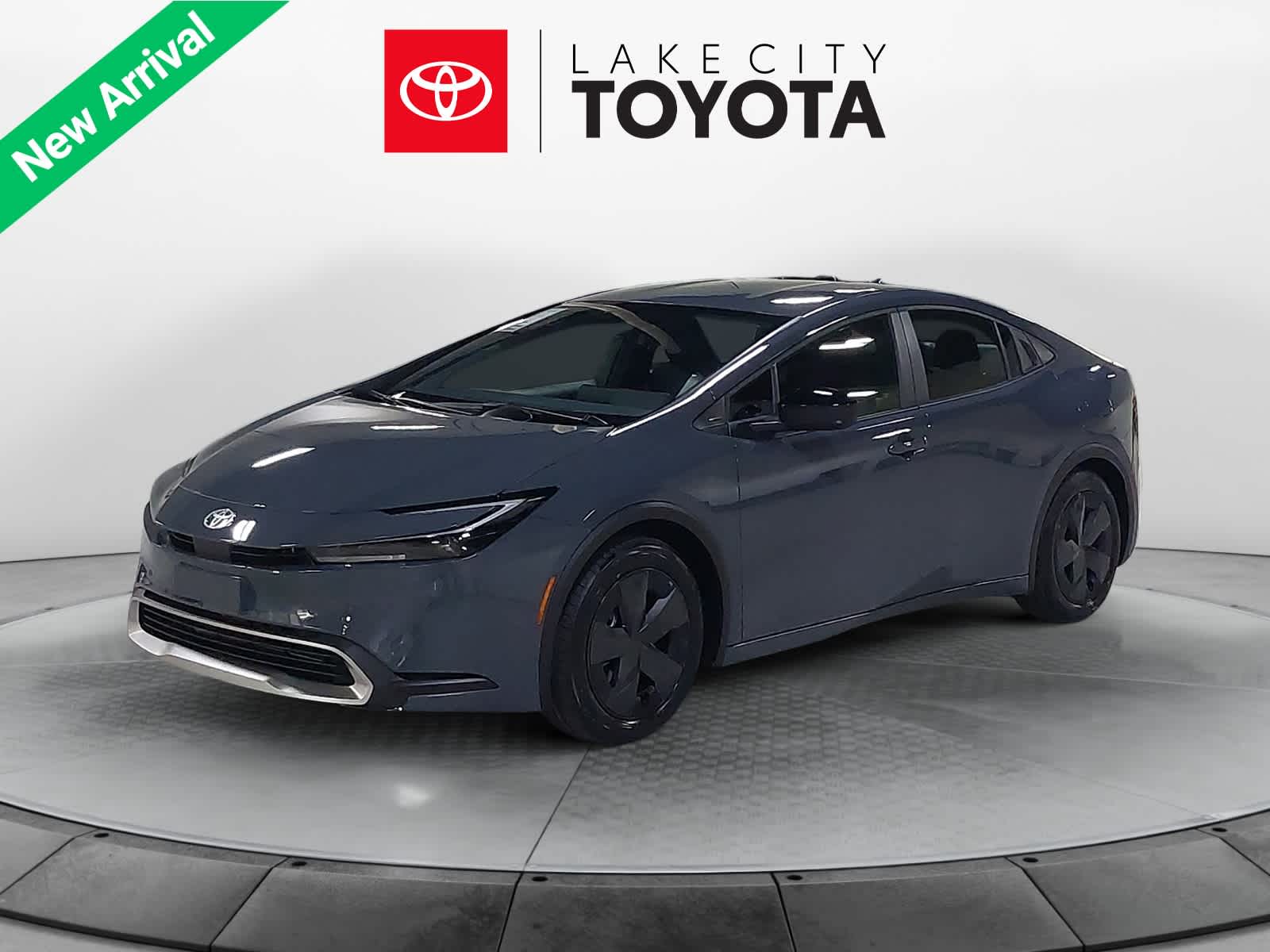 2025 Toyota Prius Plug-In Hybrid SE