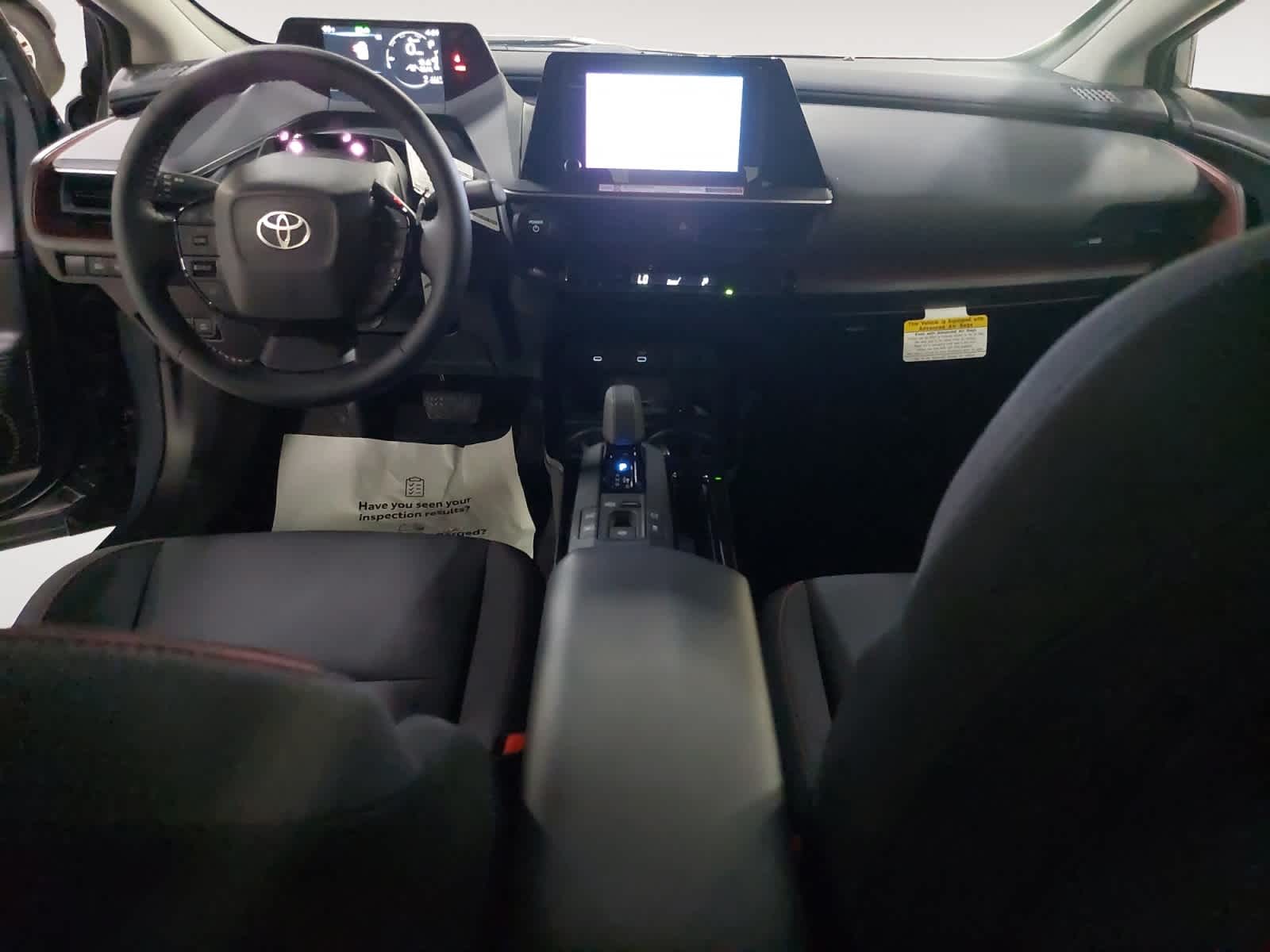 2025 Toyota Prius Plug-In Hybrid SE