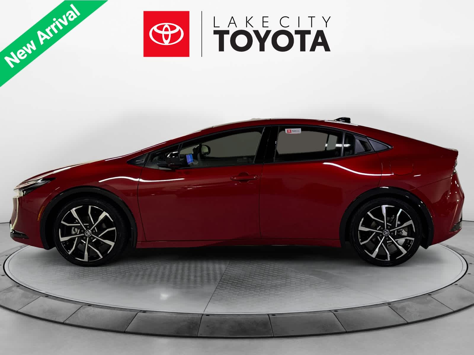 2026 Toyota Prius Plug-In Hybrid XSE