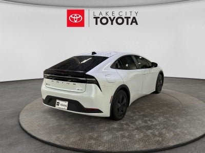 2026 Toyota Prius Plug-In Hybrid SE