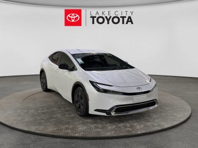 2026 Toyota Prius Plug-In Hybrid SE