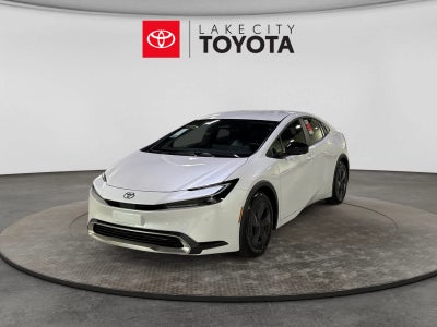 2026 Toyota Prius Plug-In Hybrid SE