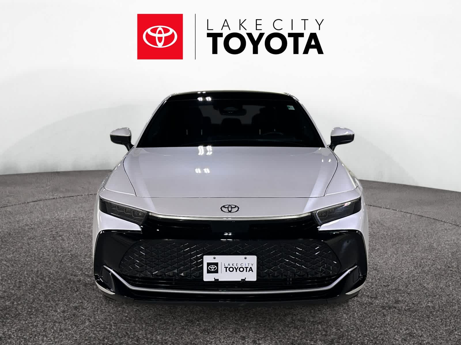 2024 Toyota Crown Platinum