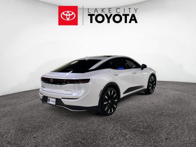 2024 Toyota Crown Platinum