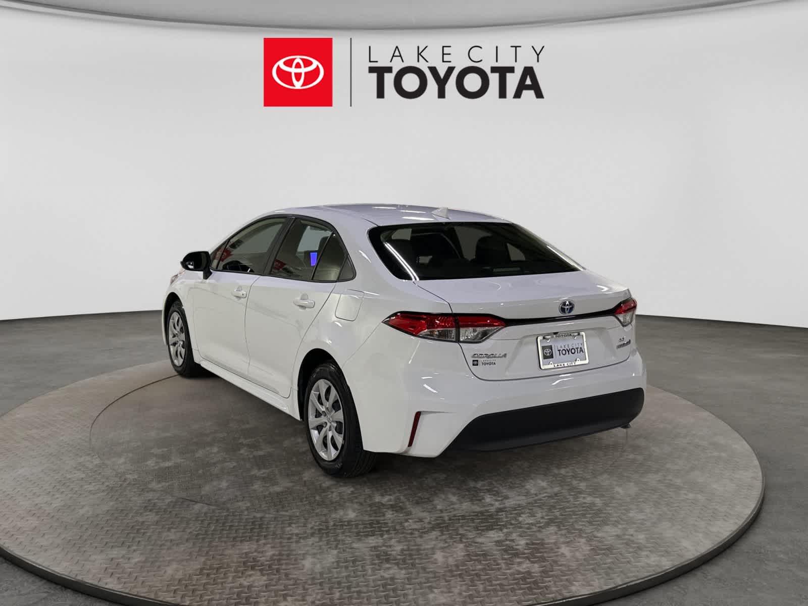 2024 Toyota Corolla Hybrid LE
