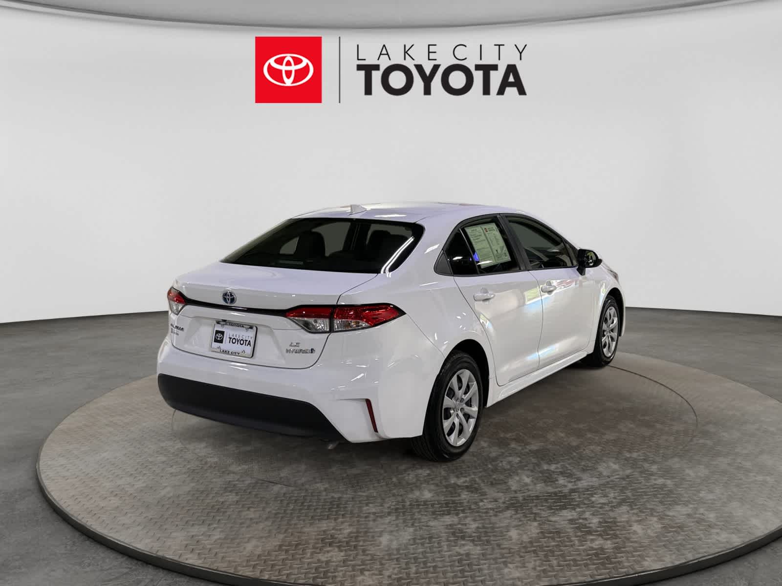 2024 Toyota Corolla Hybrid LE