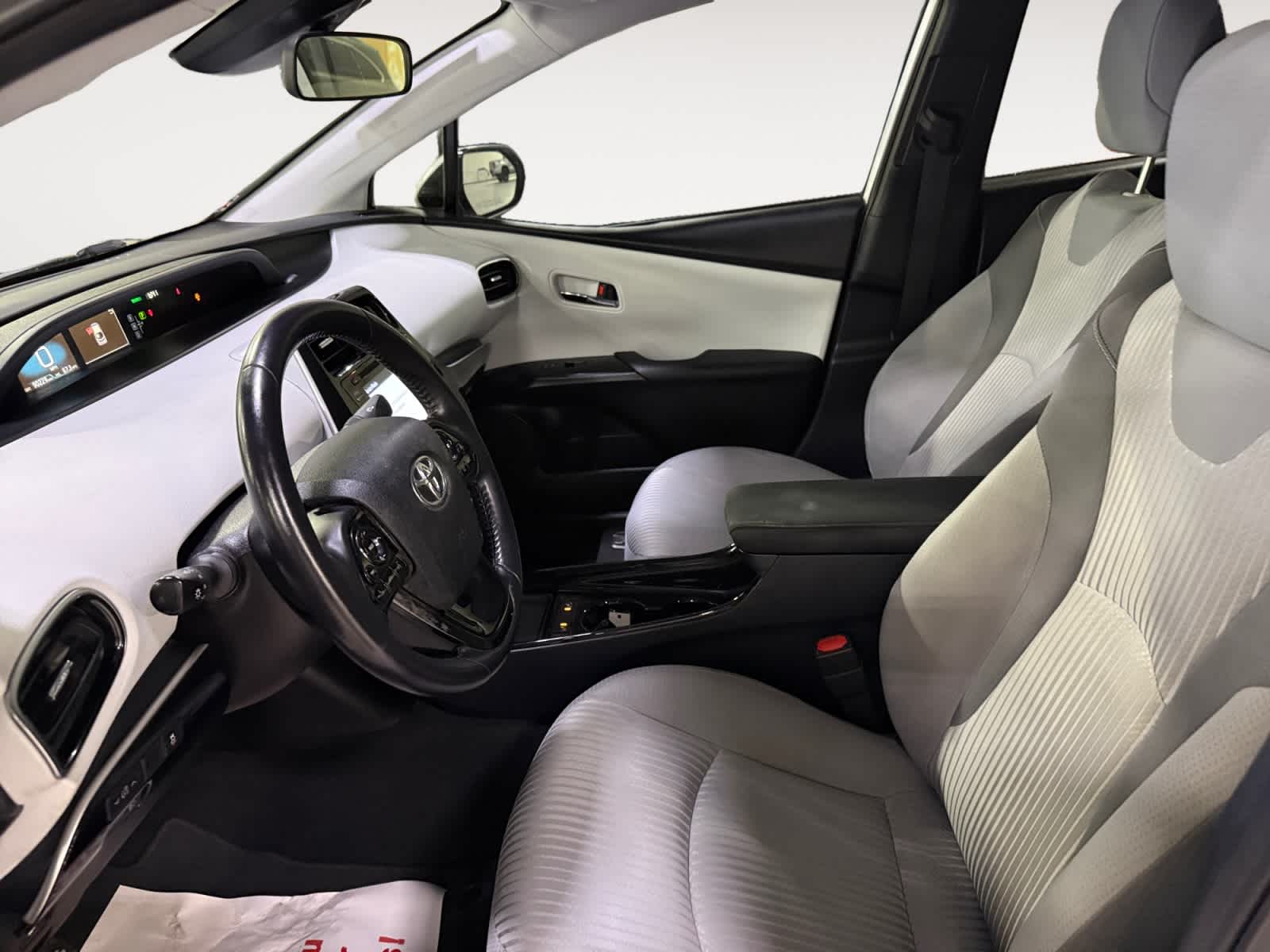 2021 Toyota Prius Prime LE