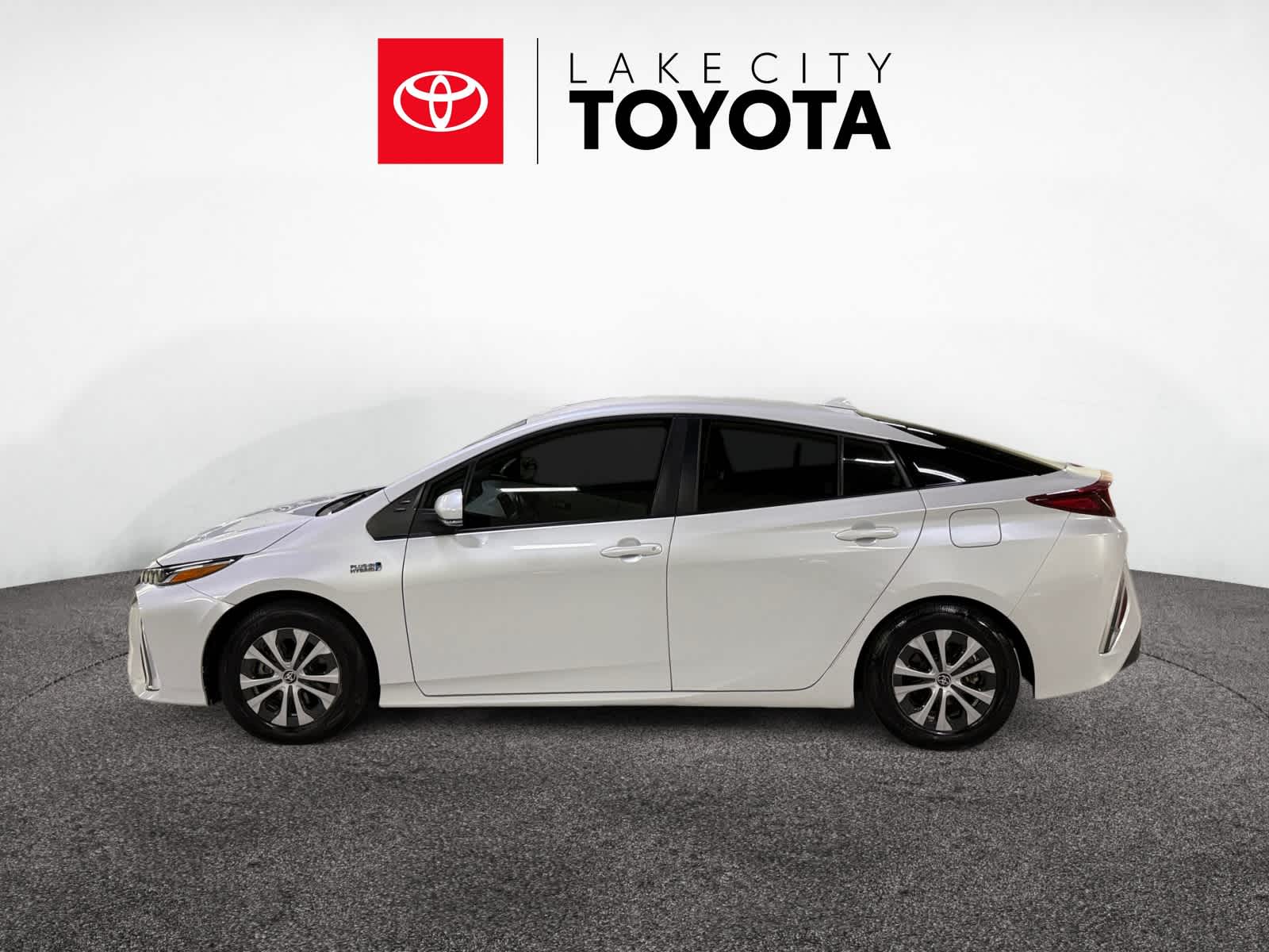 2021 Toyota Prius Prime LE