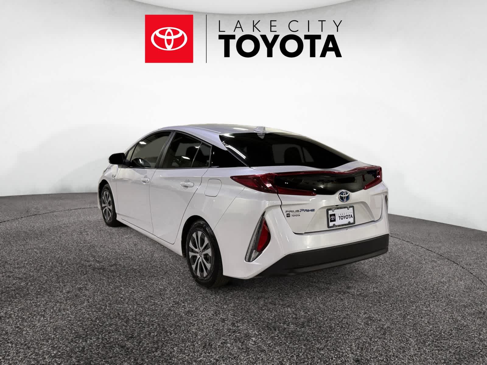 2021 Toyota Prius Prime LE