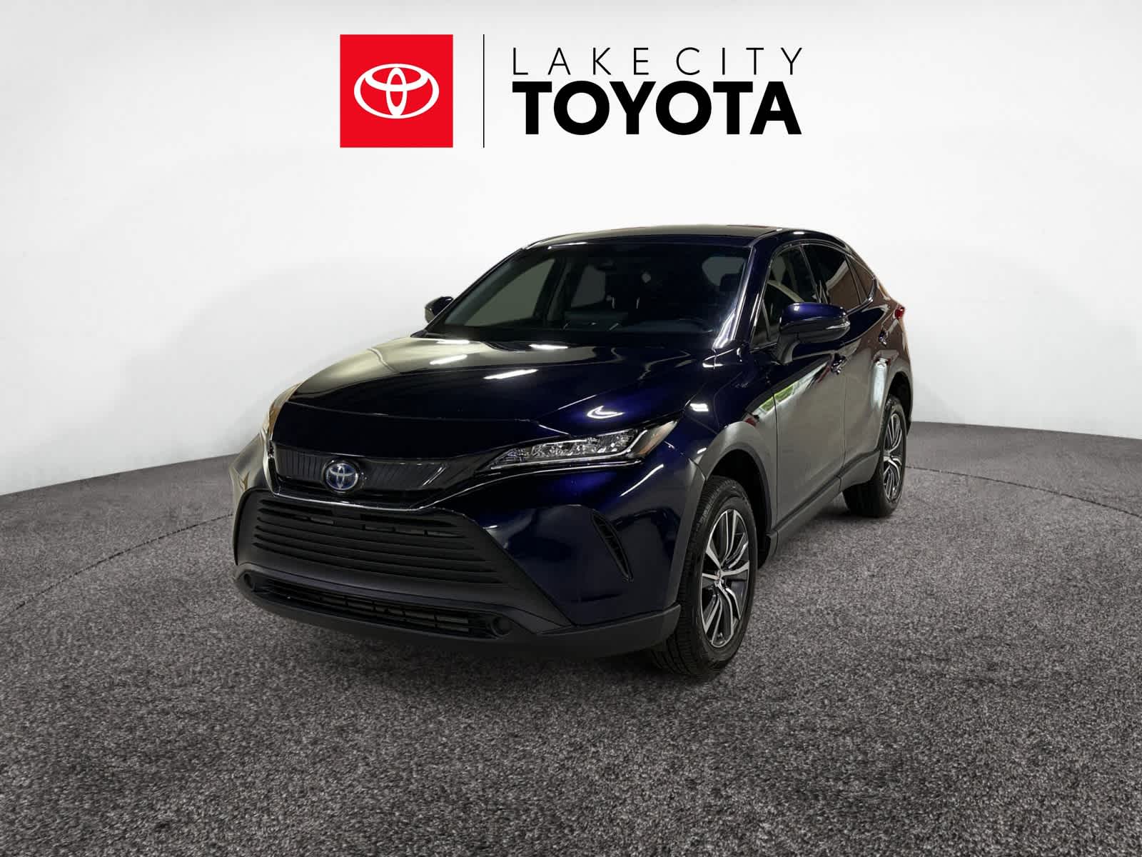 2022 Toyota Venza LE