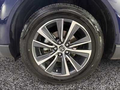 2022 Toyota Venza LE