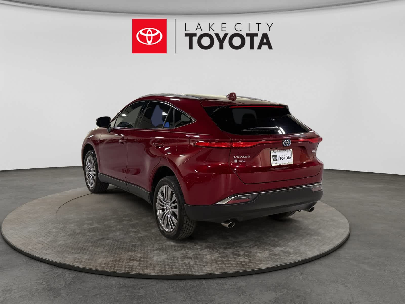 2023 Toyota Venza XLE