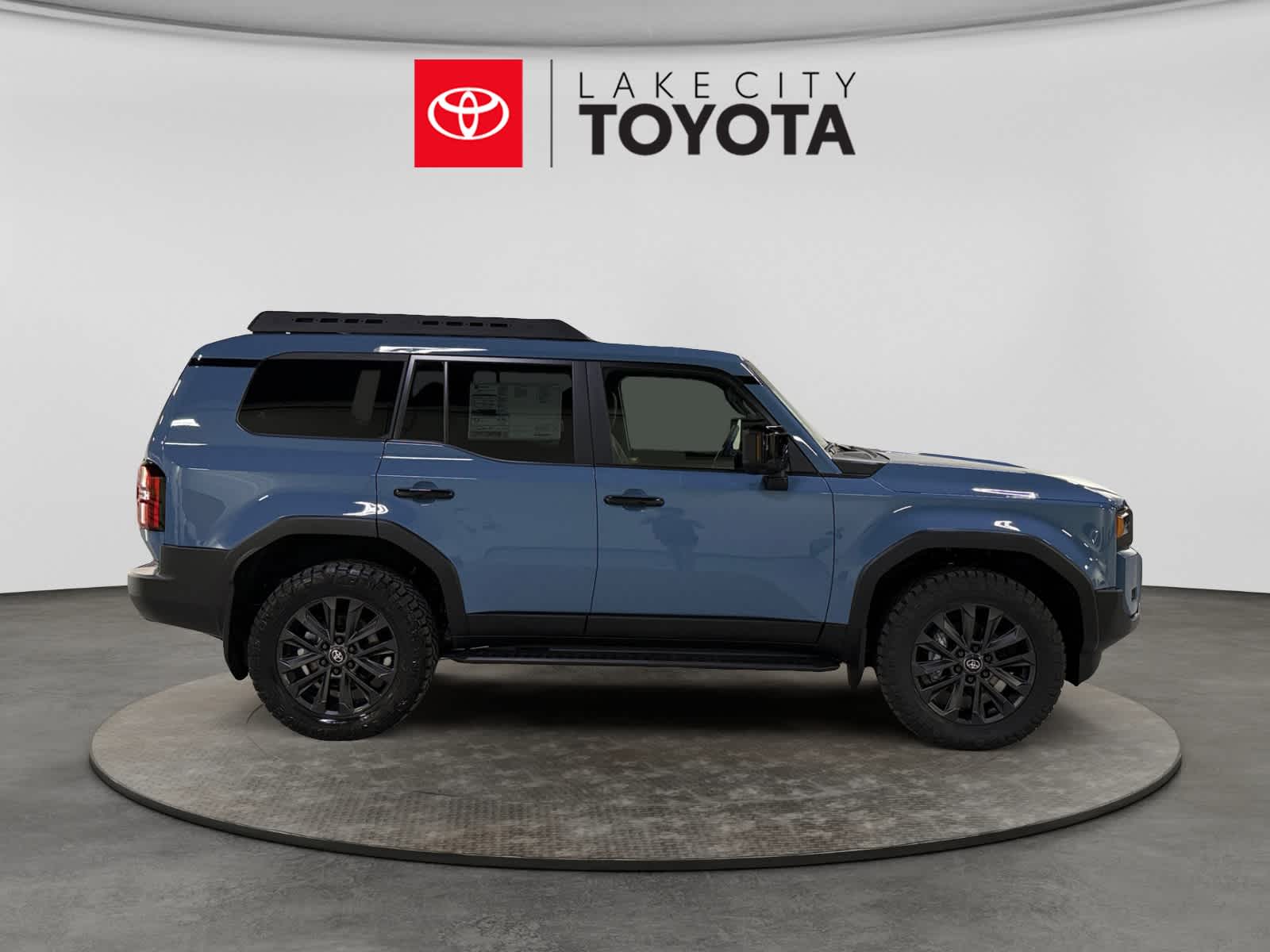 2026 Toyota Land Cruiser 4WD (Natl)