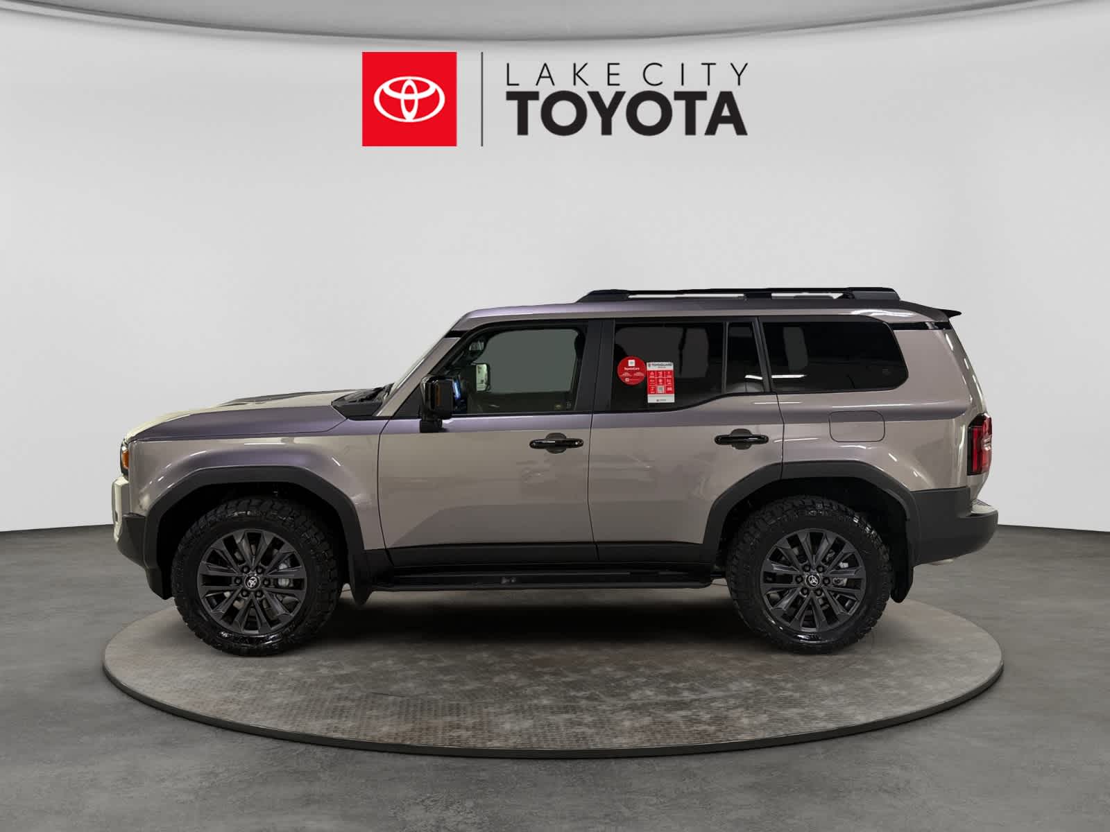 2027 Toyota Land Cruiser 4WD (Natl)