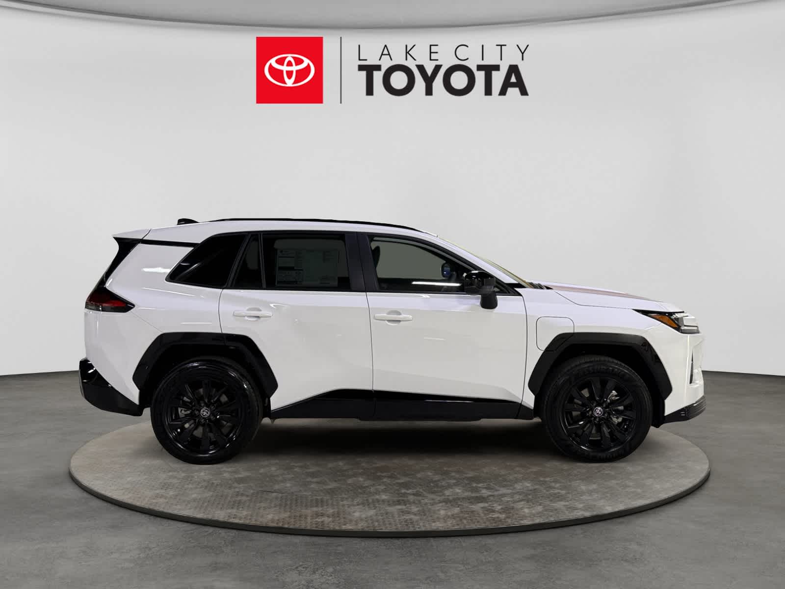 2026 Toyota RAV4 Plug-In Hybrid SE