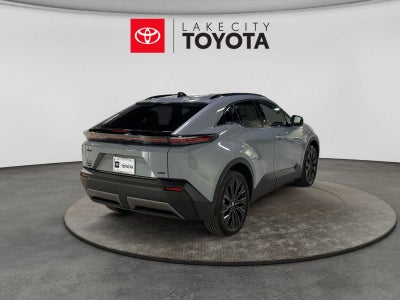 2026 Toyota C-HR XSE