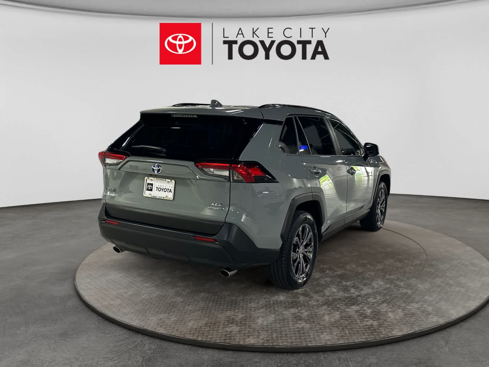 2023 Toyota RAV4 Hybrid XLE Premium