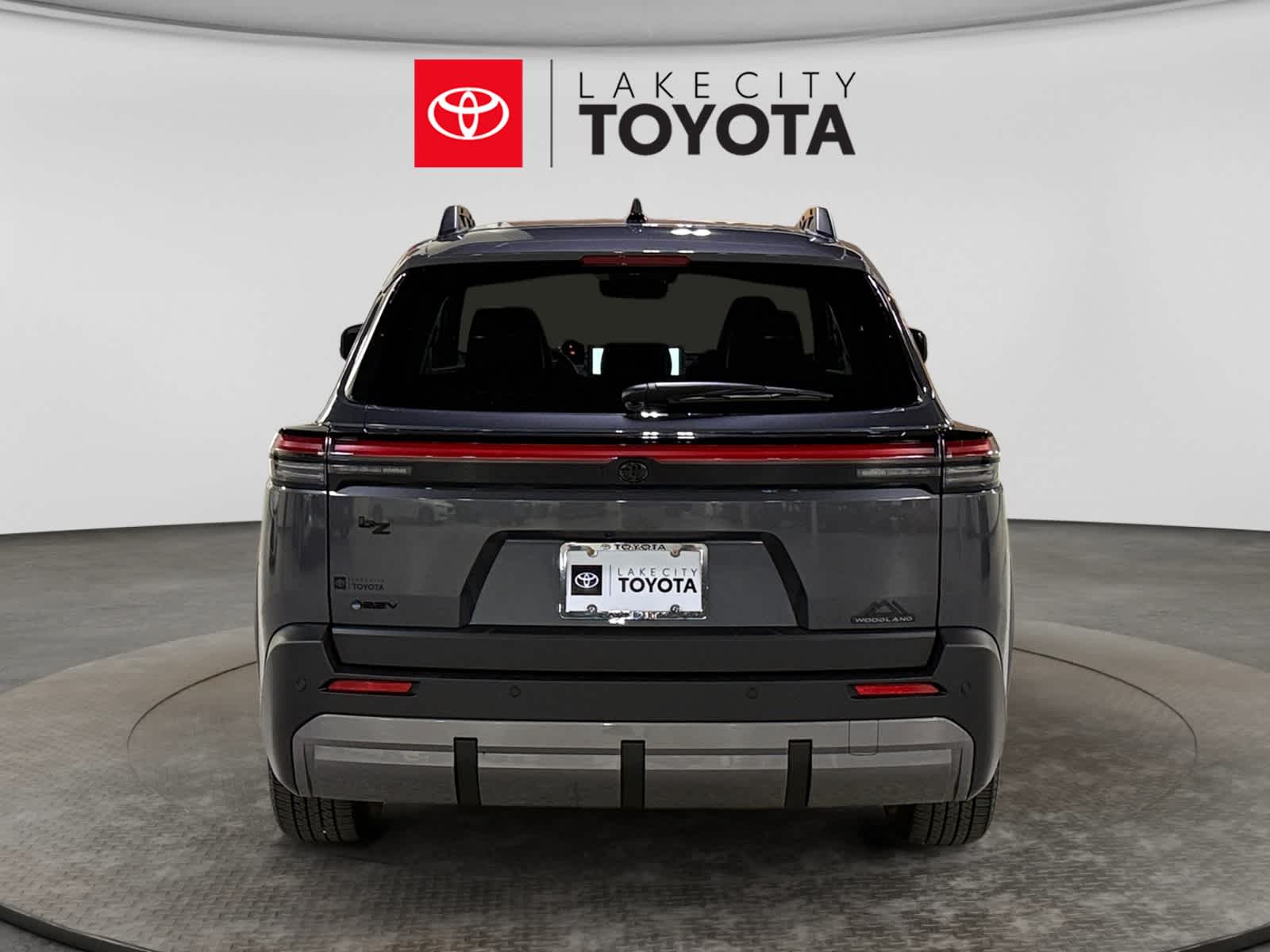 2026 Toyota bZ Woodland AWD (Natl)