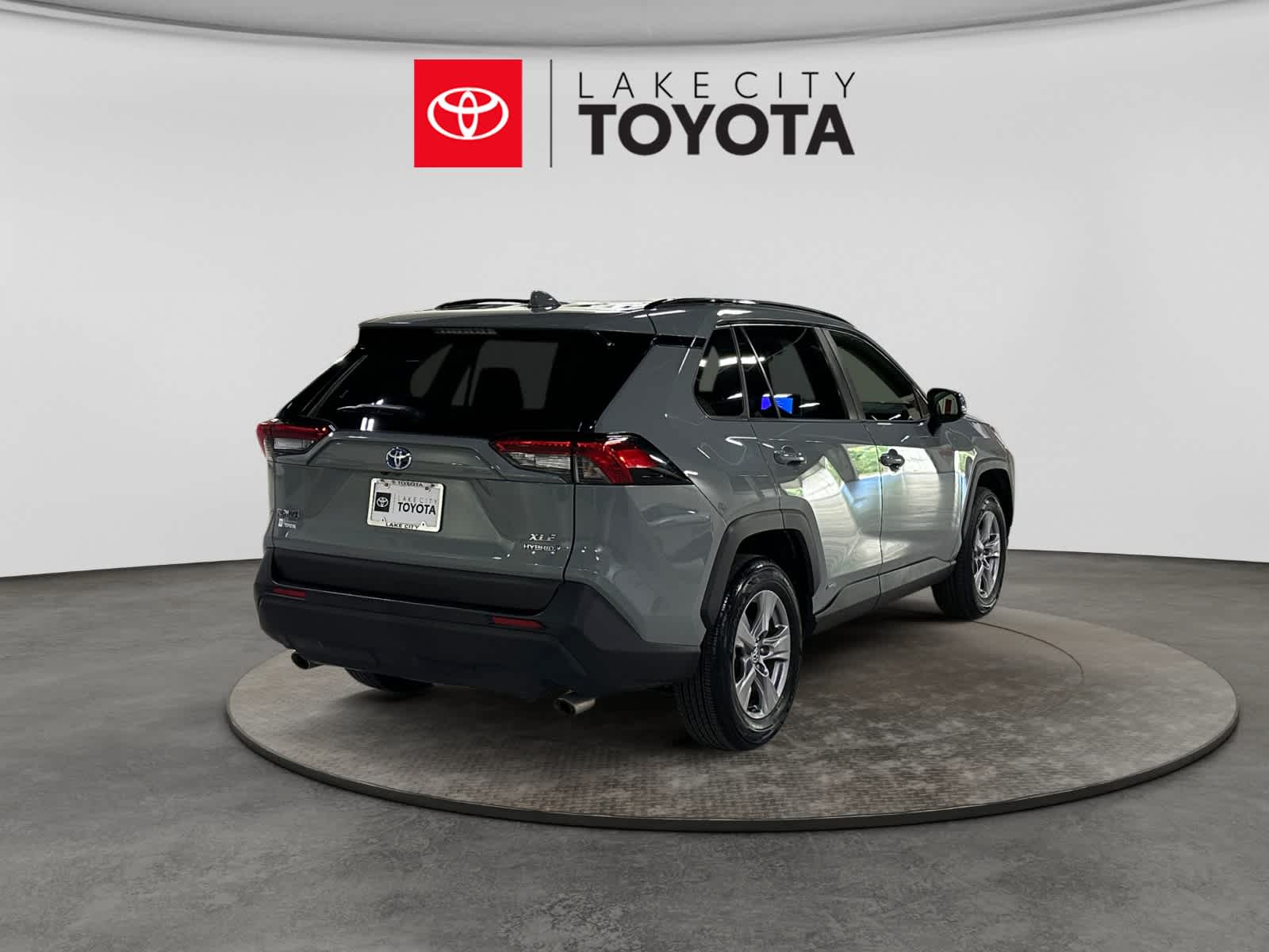 2023 Toyota RAV4 Hybrid XLE