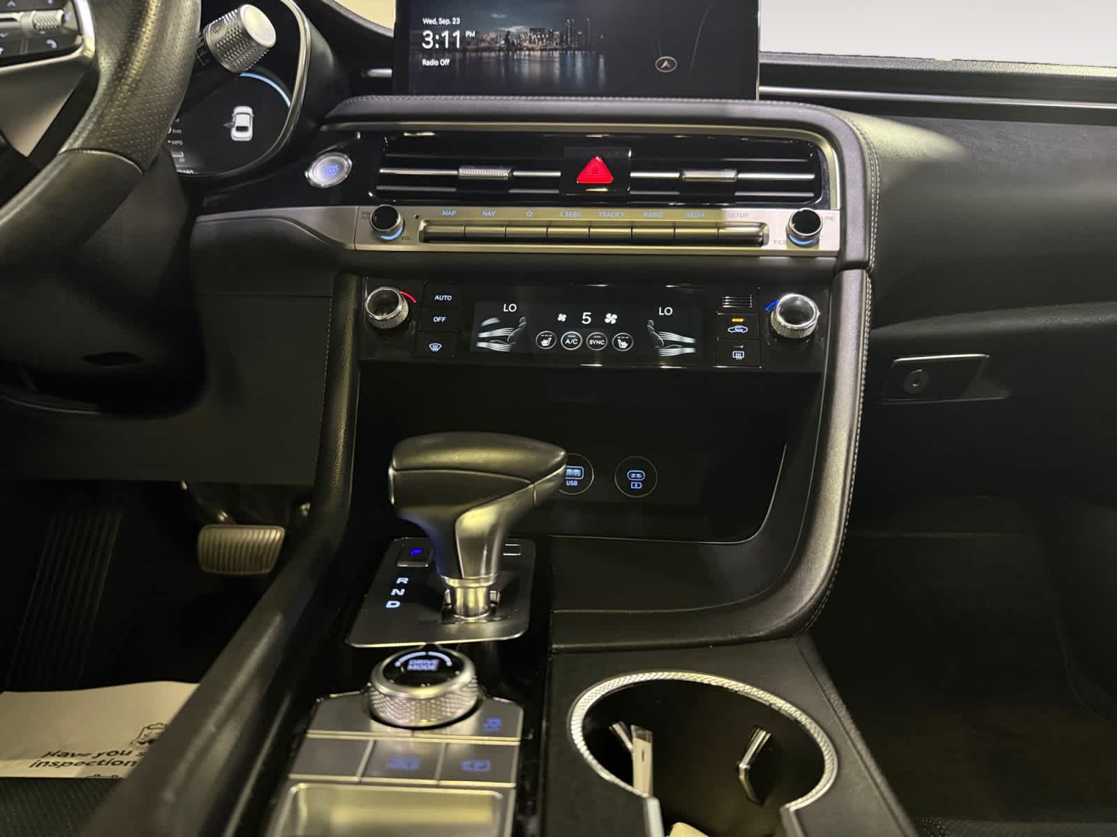 2025 Genesis G70 2.5T