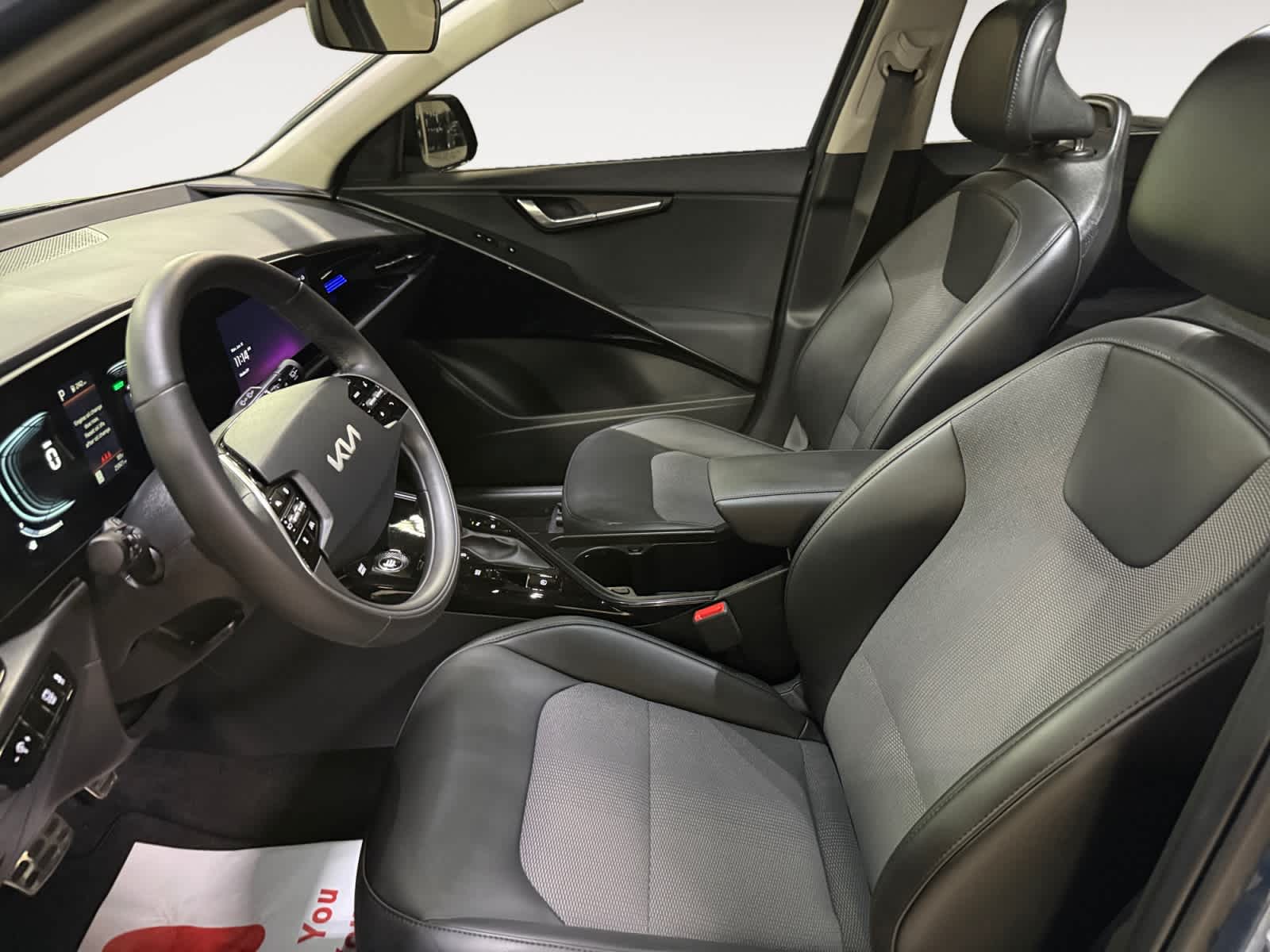2025 Kia Niro EX Touring