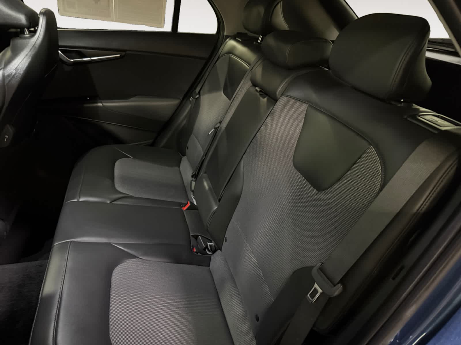 2025 Kia Niro EX Touring