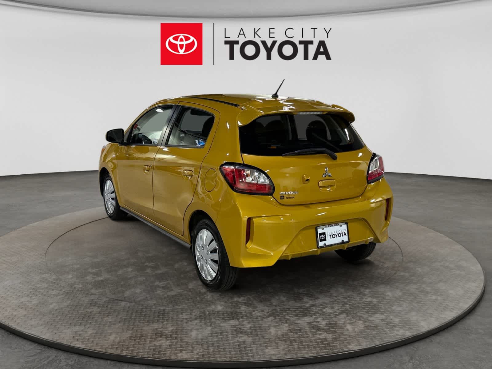 2024 Mitsubishi Mirage ES