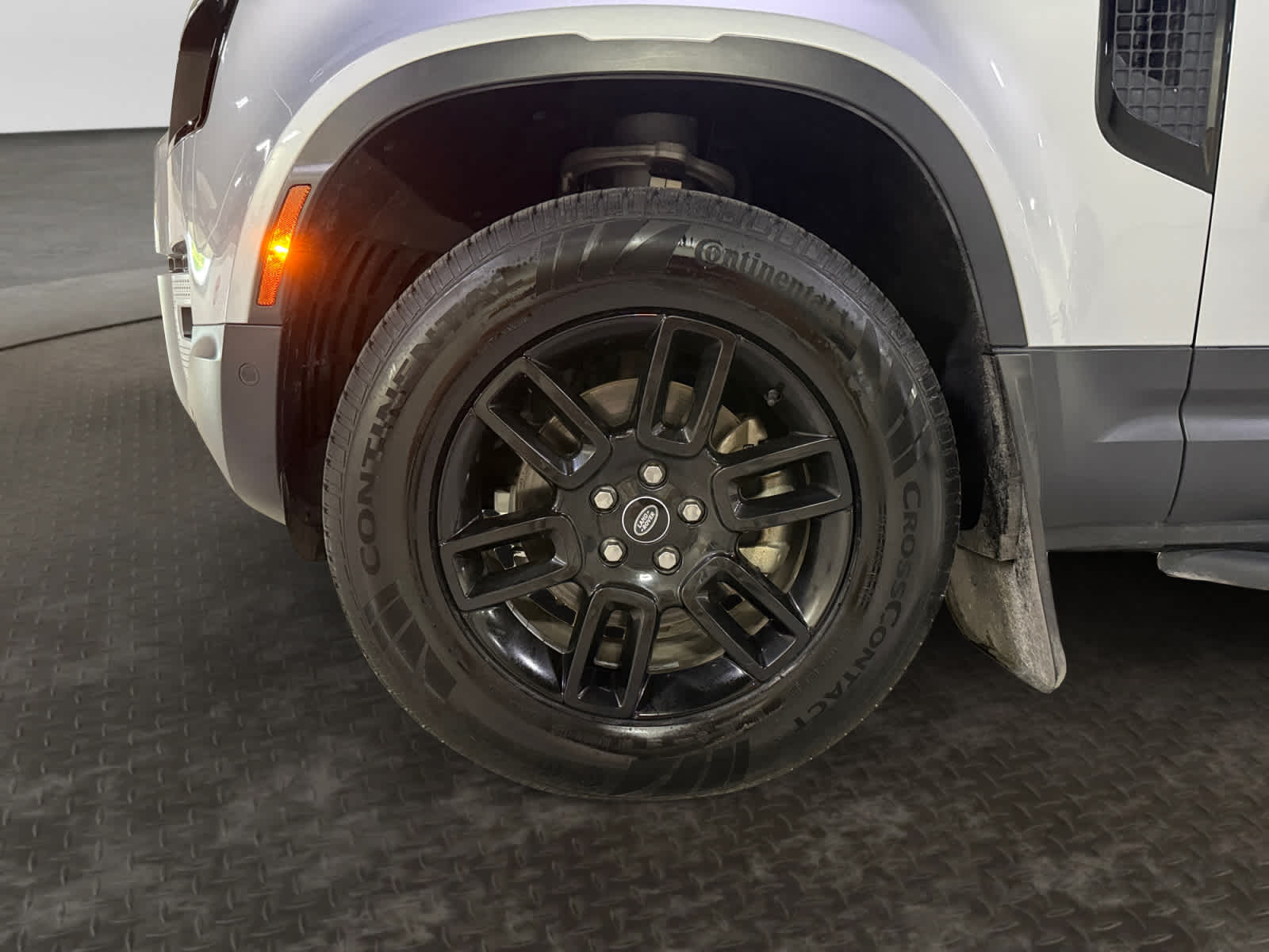 2023 Land Rover Defender S