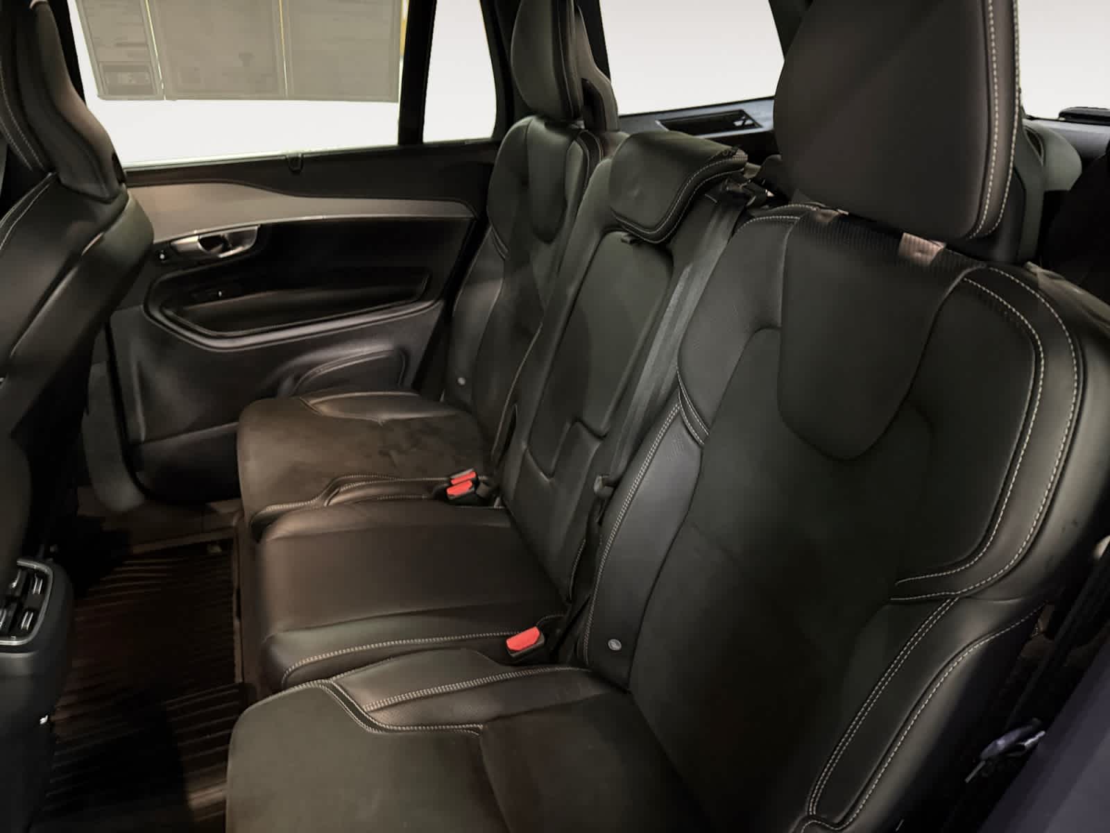 2019 Volvo XC90 R-Design