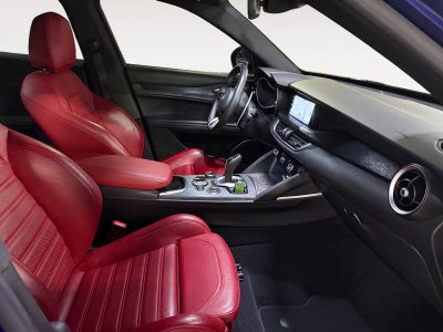 2023 Alfa Romeo Stelvio Sprint