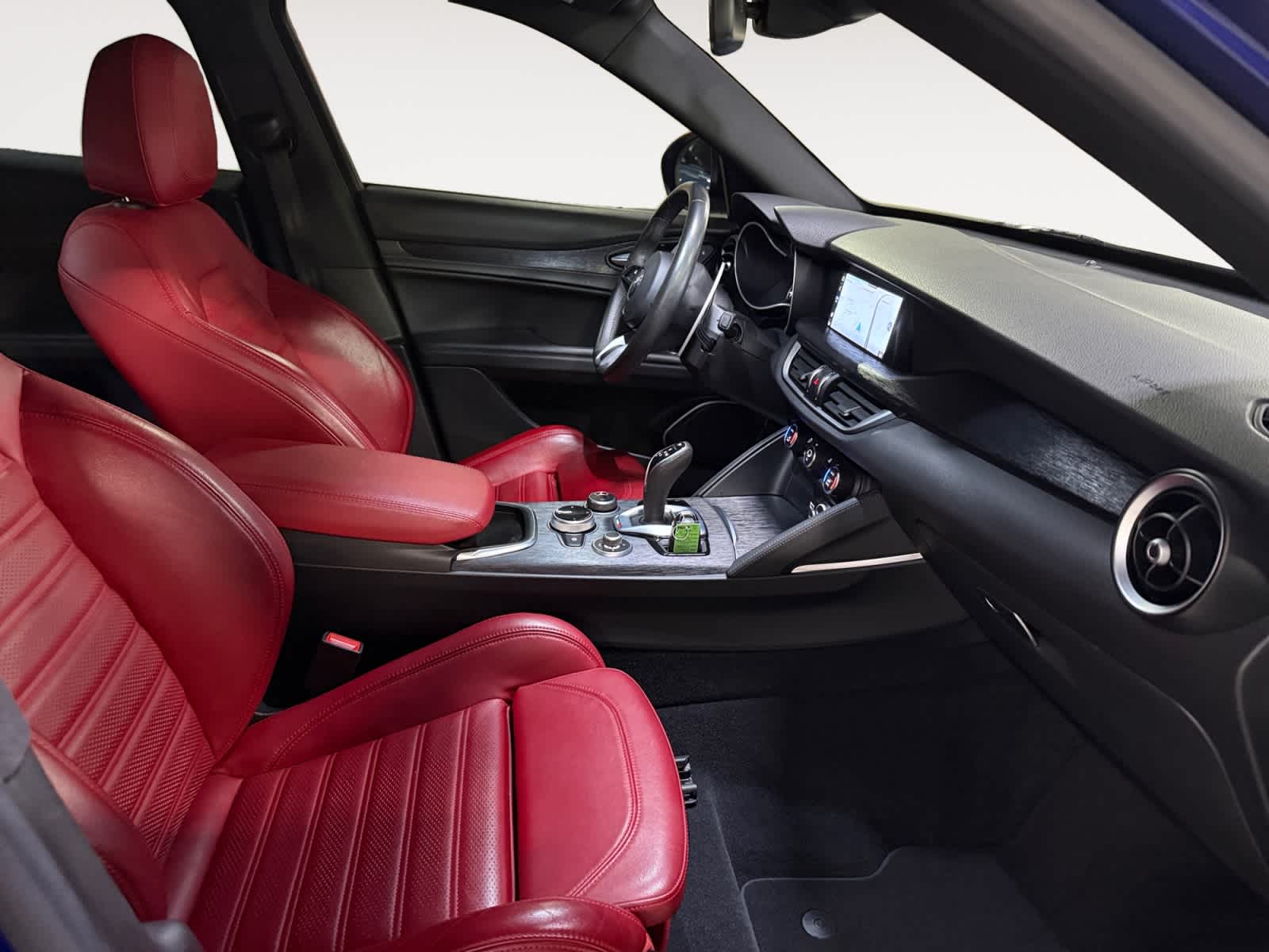 2023 Alfa Romeo Stelvio Sprint