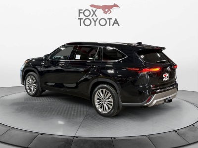 2026 Toyota Highlander Platinum