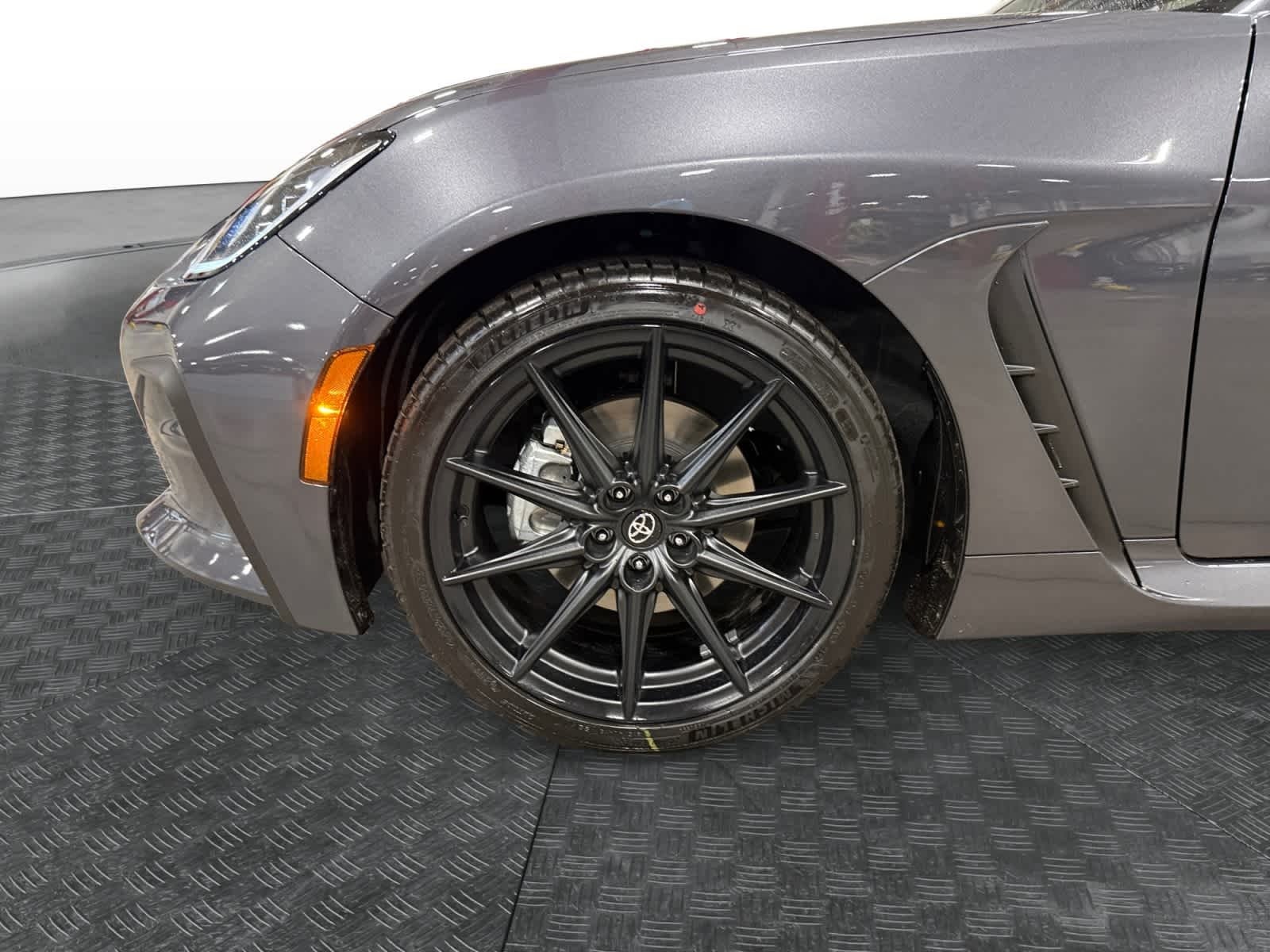 2026 Toyota GR86 Premium MT