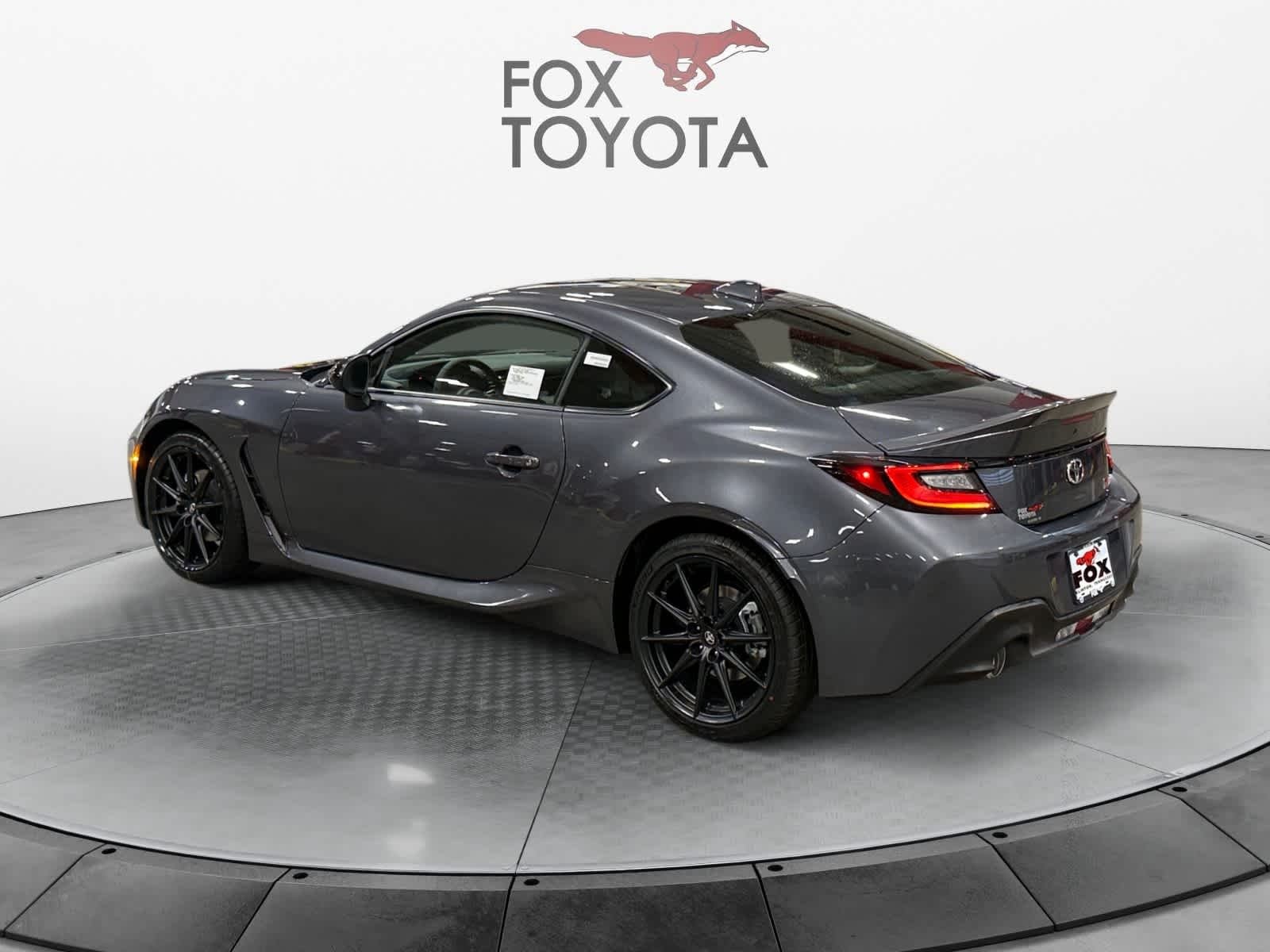 2026 Toyota GR86 Premium MT