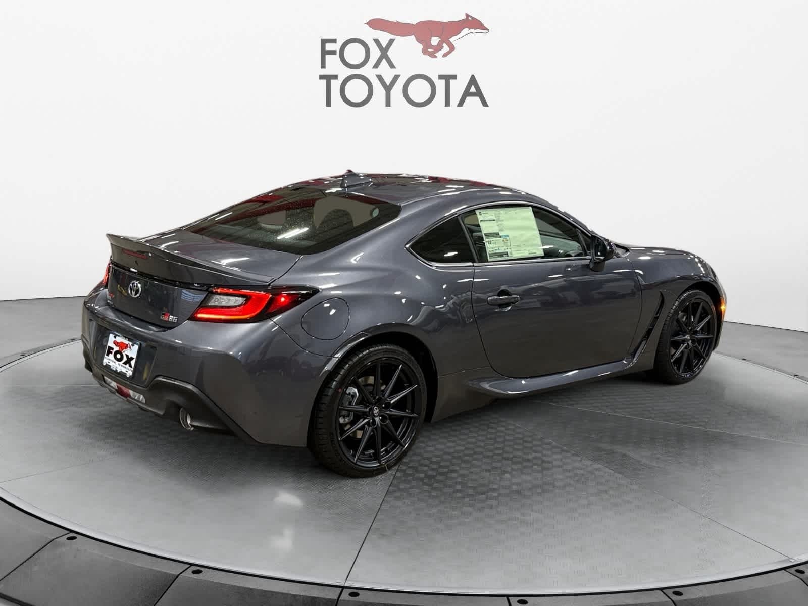 2026 Toyota GR86 Premium MT